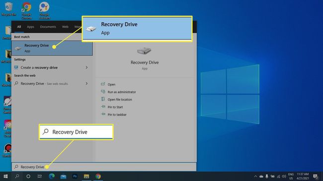 Windows aramasında vurgulanan Recovery Drive uygulaması