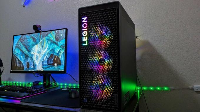 Изображение на Lenovo Legion Tower 7i (Gen 8).