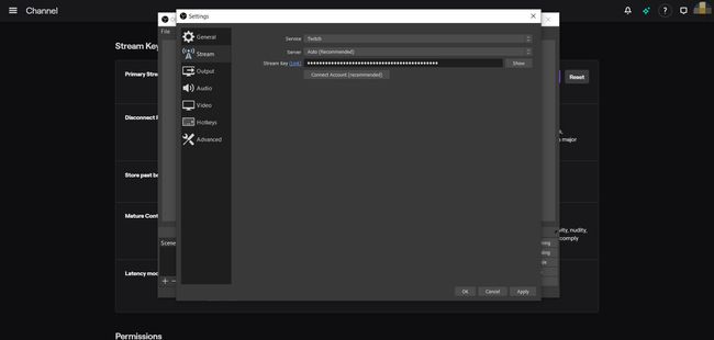 Скриншот ключа потока Twitch, введенного в OBS Studio