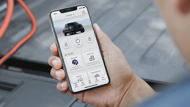 Aplikacija Ford Pass na pametnom telefonu
