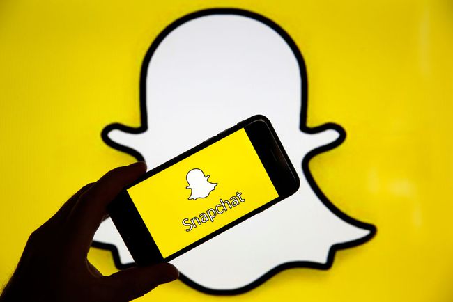 Snapchat-logotyp och ikon på telefonen