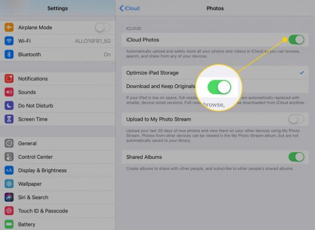 إعدادات صور iCloud على جهاز iPad مع تمييز المفتاح