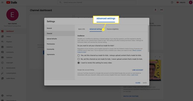 Selecteer Geavanceerde instellingen om te kiezen of je je kanaal wilt instellen als OK voor kinderen, of bekijk video's per geval op hun kindvriendelijkheid.